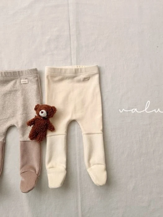 Holic Footed Leggings (Bebe) Holic Footed Leggings (Bebe)
