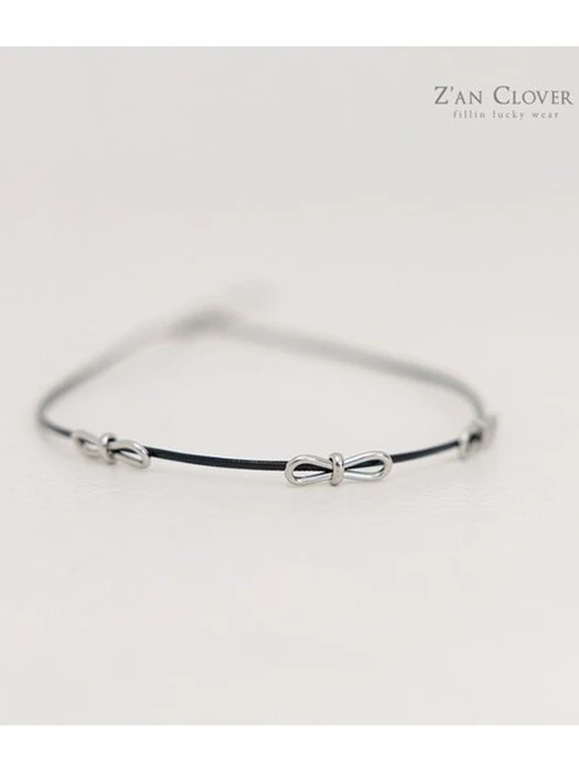 Point Ribbon Necklace Point Ribbon Necklace