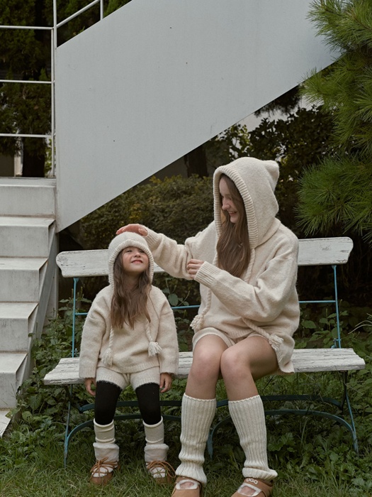 Knit Hood Set (with Mom) Knit Hood Set (with Mom)