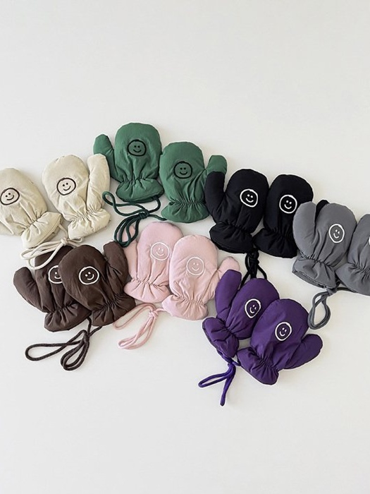 Seven Smile Bucket Gloves