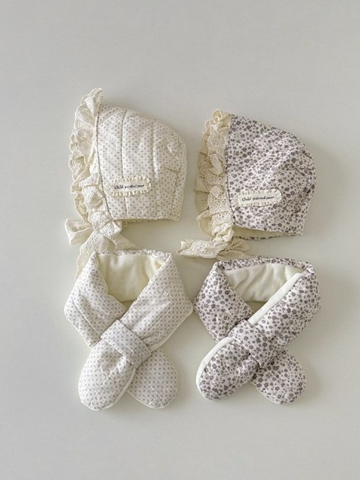 Winter Flower Lace Scarf