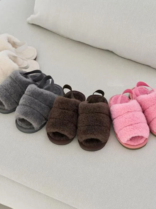 F06 Furry Slippers F06 Furry Slippers