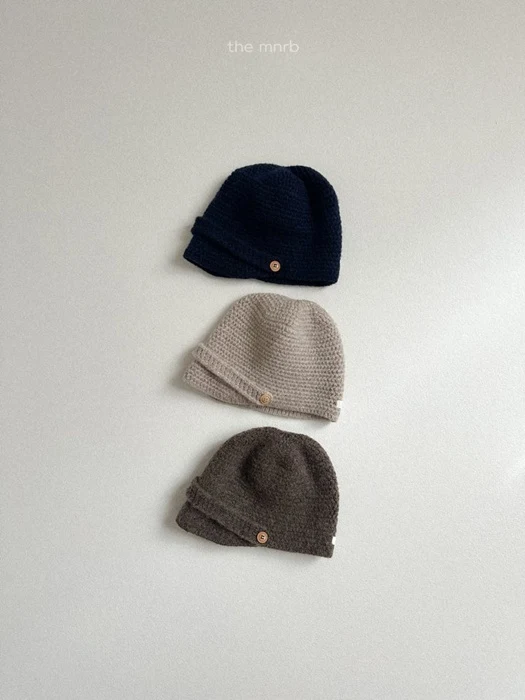 Laid Button Hat