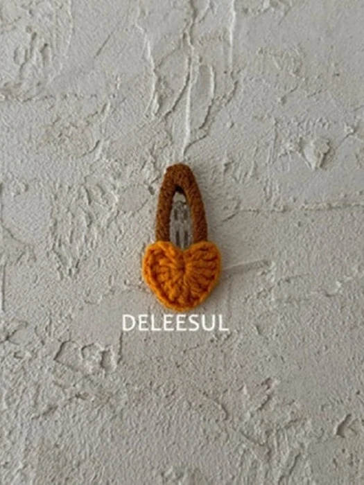 Crochet Mini Heart Snap Clip (Mustard)