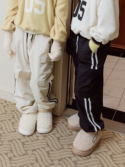 Line Cargo Pants