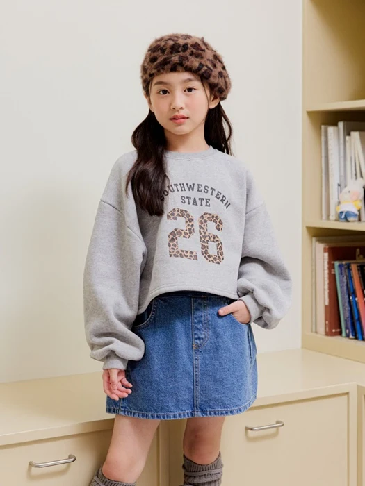 Leopard 26 Crop Sweatshirt