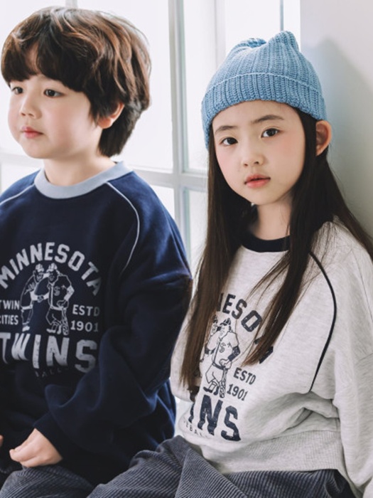 Twin Sweatshirt