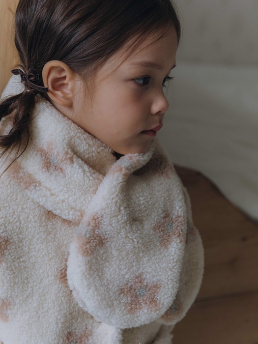 Flower Jacquard Muffler