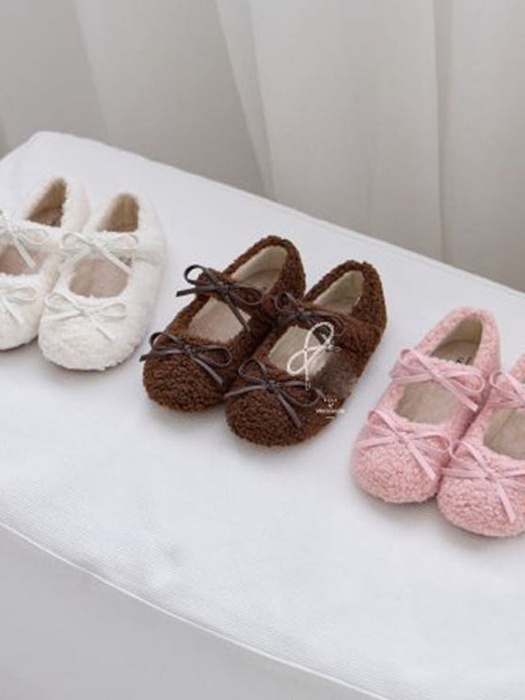 Sweet Fleece Flats