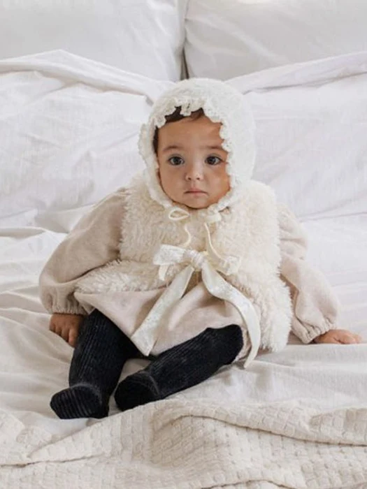 Soft Frill Bonnet