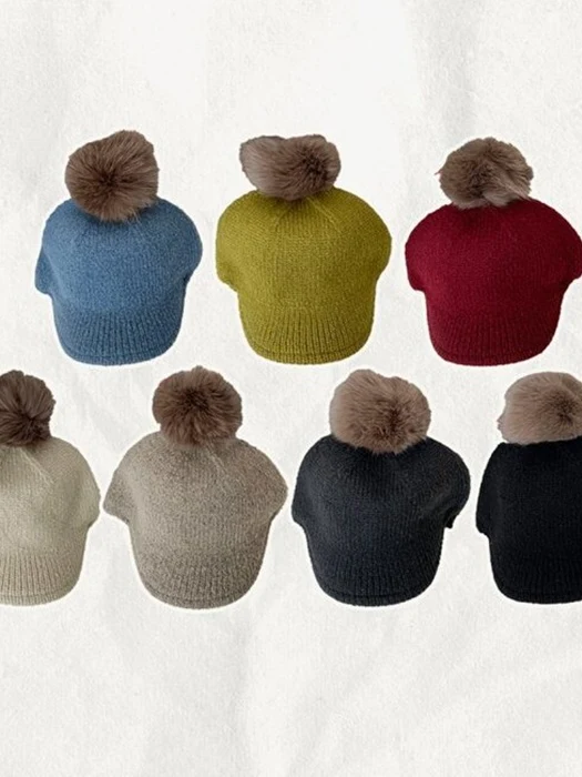 Pom Knit Cap Pom Knit Cap