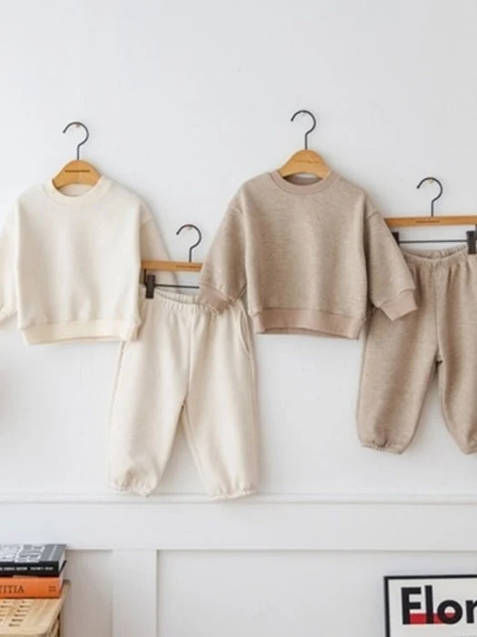 Knit Set Knit Set