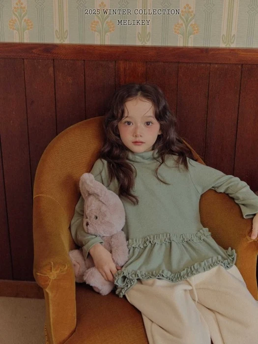 Tutu Frill Turtleneck Tee