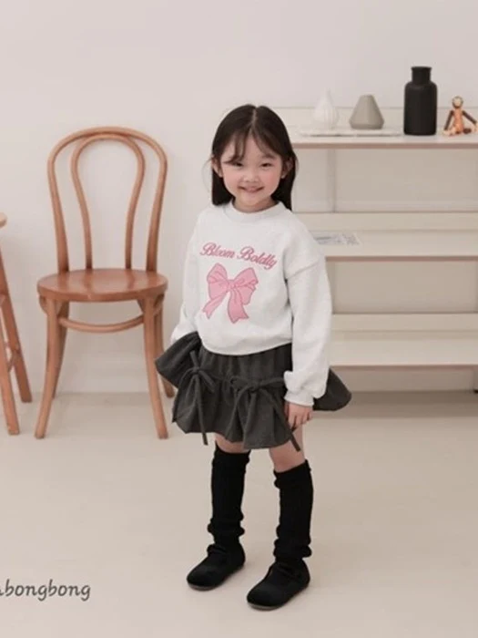 Bloom Ribbon Sweatshirt