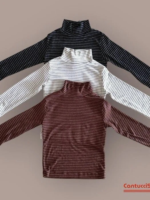 Bare Turtleneck Tee