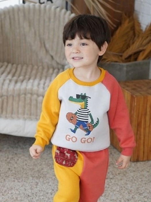 Go Go Tee