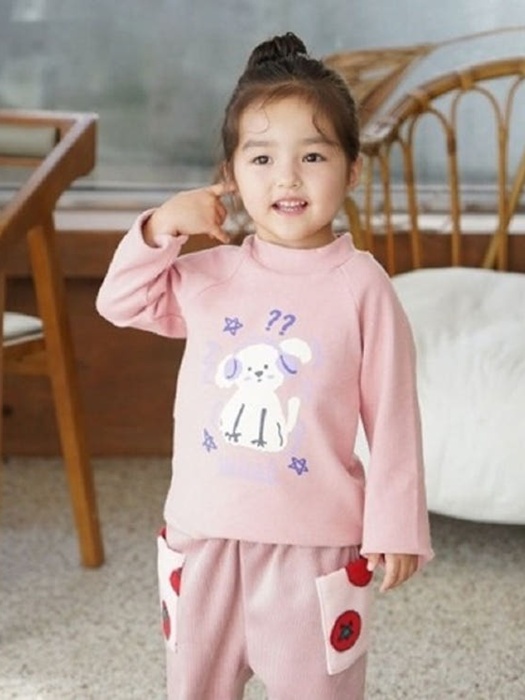 Earflap Half Turtleneck Tee