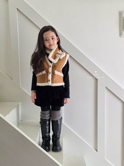 Mustang Junior Vest (with Scarf Set)