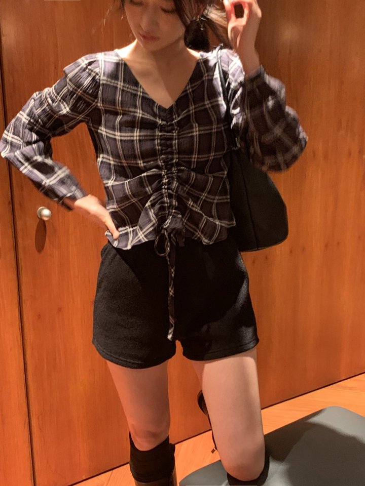 Afarrier - Korean Women Fashion - #momslook - Check Tunnel Blouse - 5