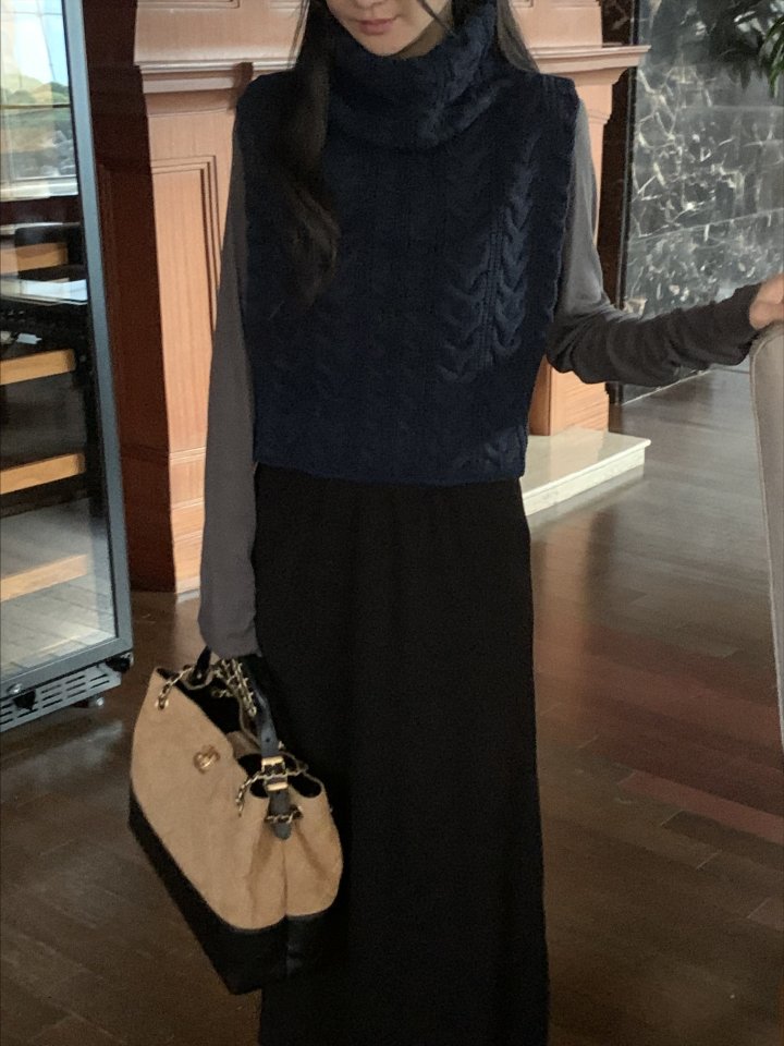 Afarrier - Korean Women Fashion - #womensfashion - Cable Twist Knit - 4