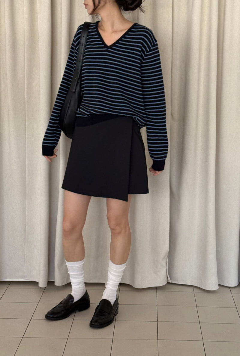 Amygrace - Korean Women Fashion - #womensfashion - Marceau Stripe V Neck Knit - 6