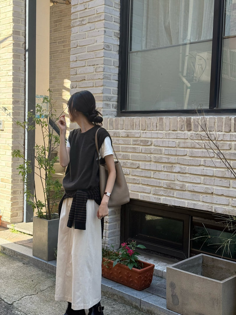 Amygrace - Korean Women Fashion - #womensfashion - Margaret Wool Vest - 5