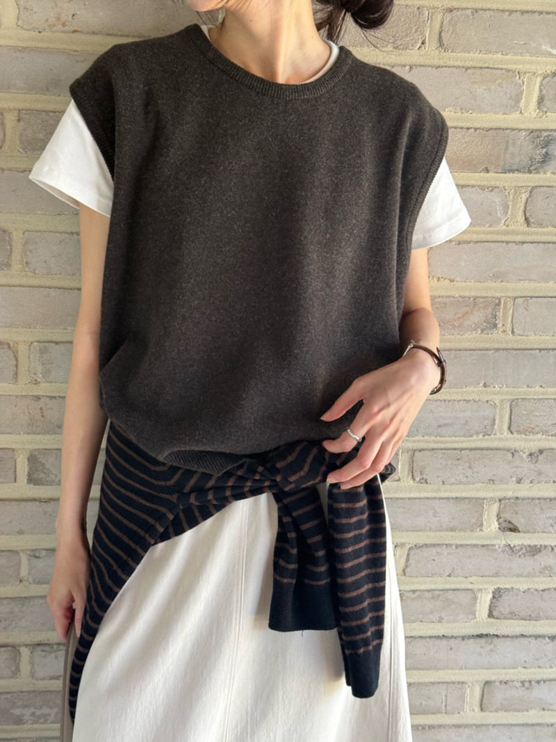 Amygrace - Korean Women Fashion - #womensfashion - Margaret Wool Vest - 7
