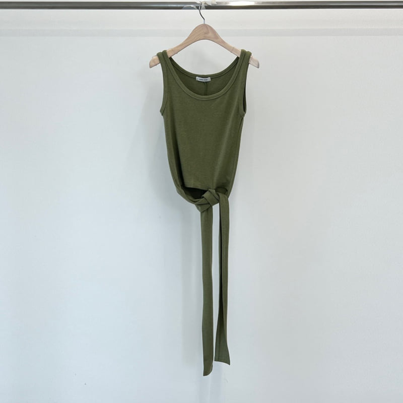 Another Avenue - Korean Women Fashion - #momslook - Wools Sleeveless - 3