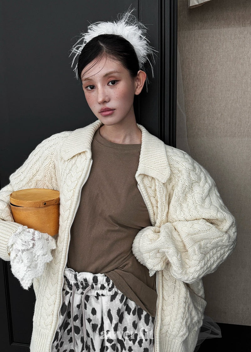 Auver_Fit - Korean Women Fashion - #momslook - Cable Knit Jumper - 6