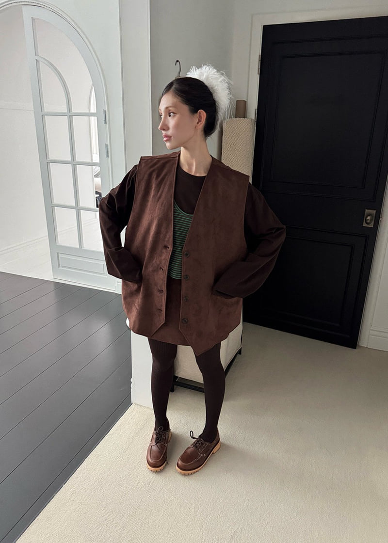 Auver_Fit - Korean Women Fashion - #momslook - Suede Oversized Vest - 3