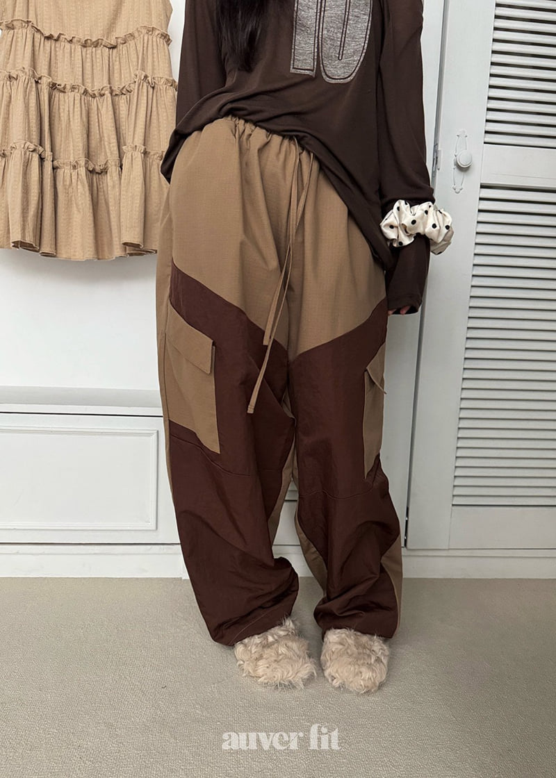Auver_Fit - Korean Women Fashion - #restrostyle - Diagonal Cargo Pants - 3