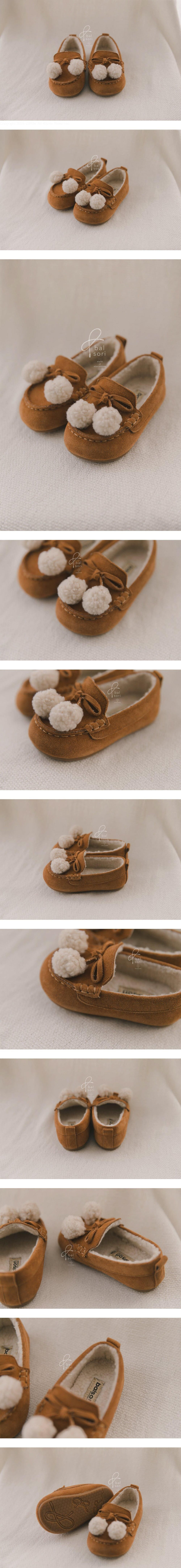 Babyzzam - Korean Children Fashion - #stylishchildhood - BB337 Pom Ribbon Loafers