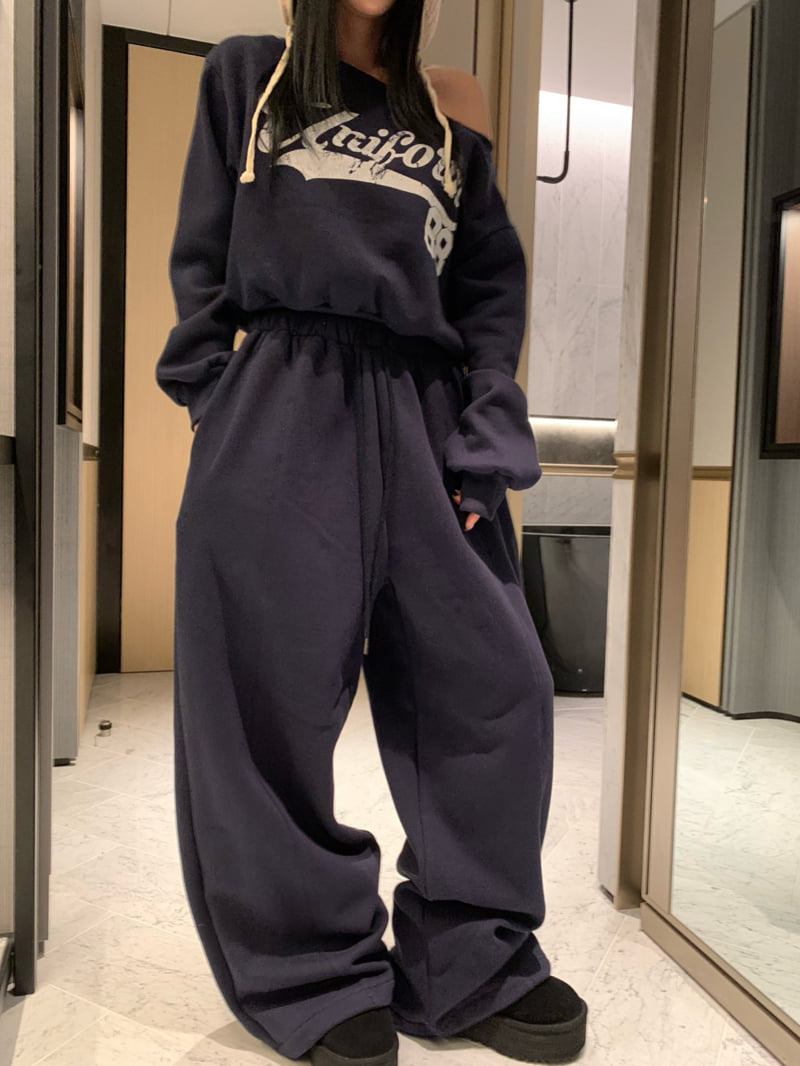 Badcalm - Korean Women Fashion - #womensfashion - 88 Fleece Loose Pants - 4