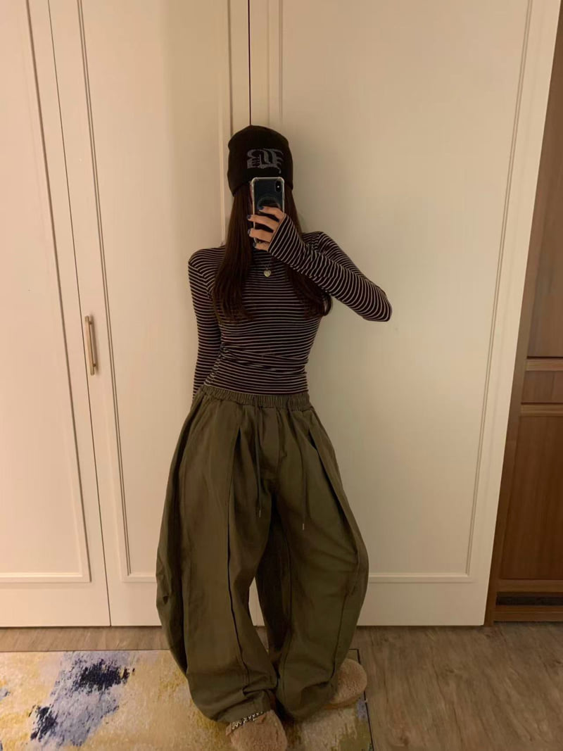 Badcalm - Korean Women Fashion - #momslook - Cotton Panel Balloon Pants - 2