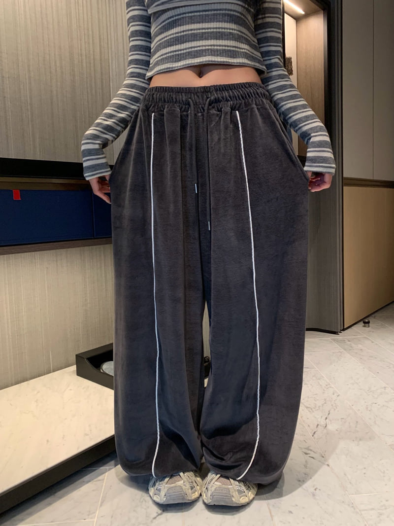 Badcalm - Korean Women Fashion - #momslook - Piping Velour Pants - 8