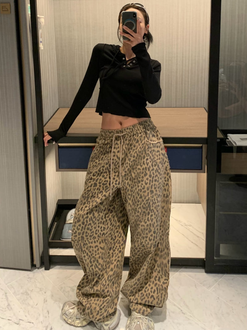 Badcalm - Korean Women Fashion - #momslook - Leopard Raw-Edge Wide Pants