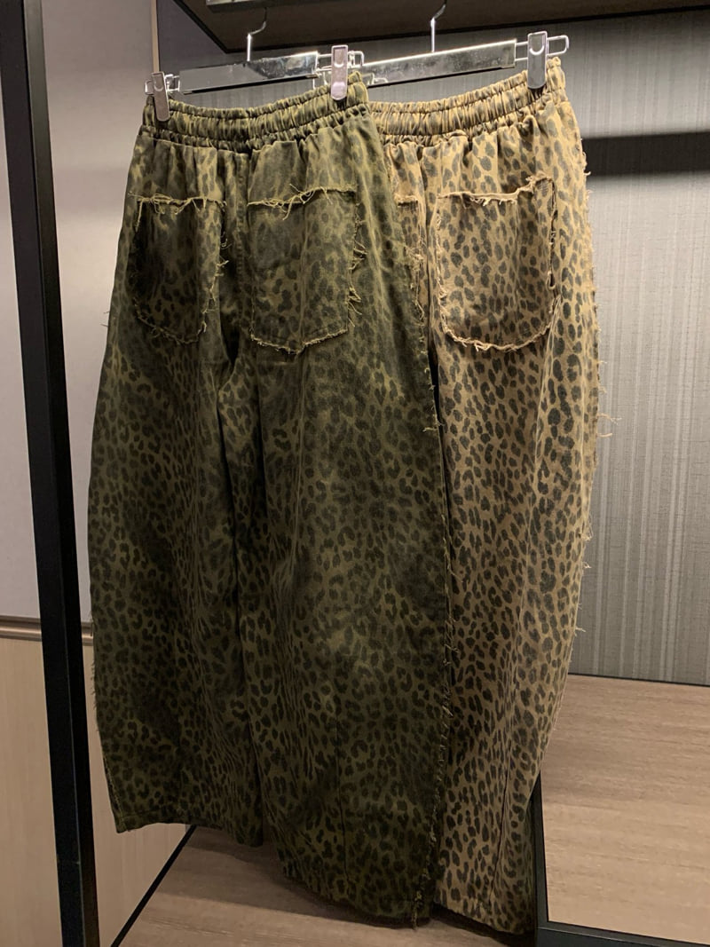 Badcalm - Korean Women Fashion - #restrostyle - Leopard Raw-Edge Wide Pants - 12