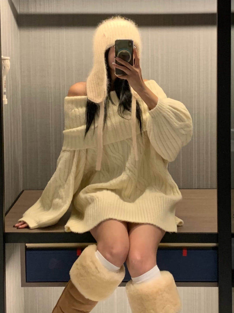 Badcalm - Korean Women Fashion - #romanticstyle - Cable Off-Shoulder Knit - 2