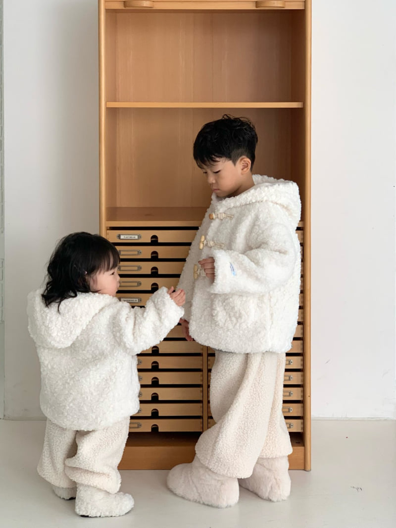 Bailey - Korean Children Fashion - #Kfashion4kids - Fluffy Coat