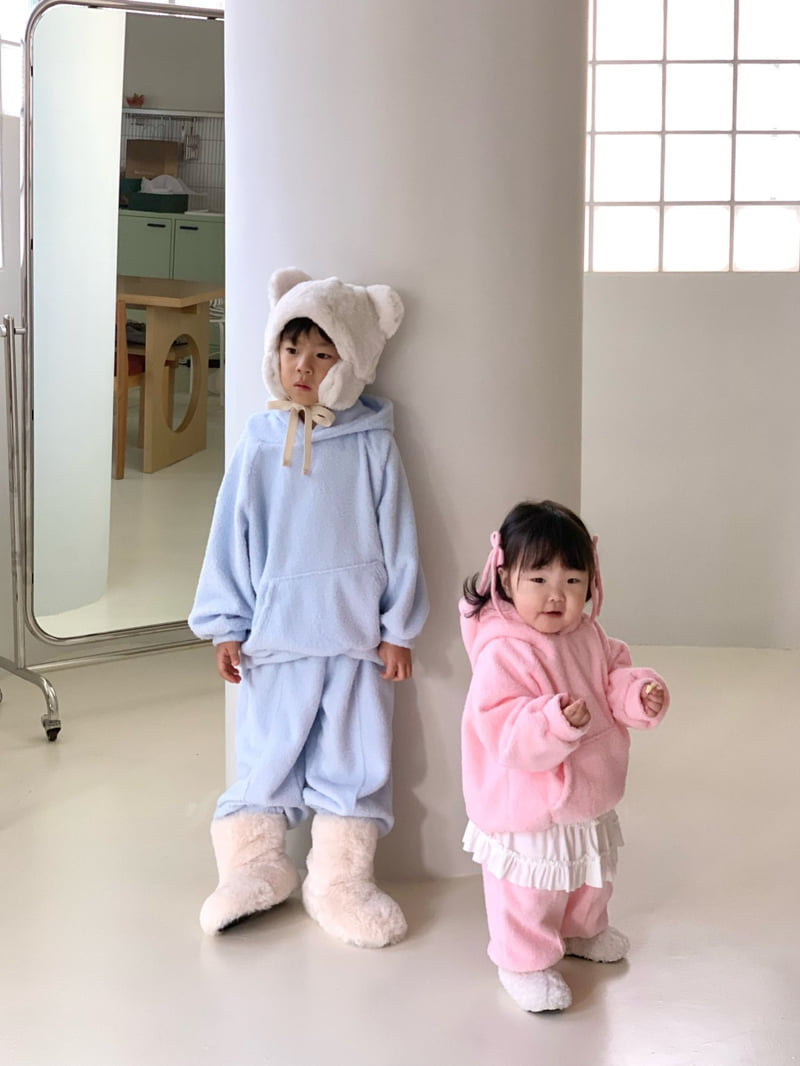 Bailey - Korean Children Fashion - #discoveringself - Fuzzy Jogger Pants - 8