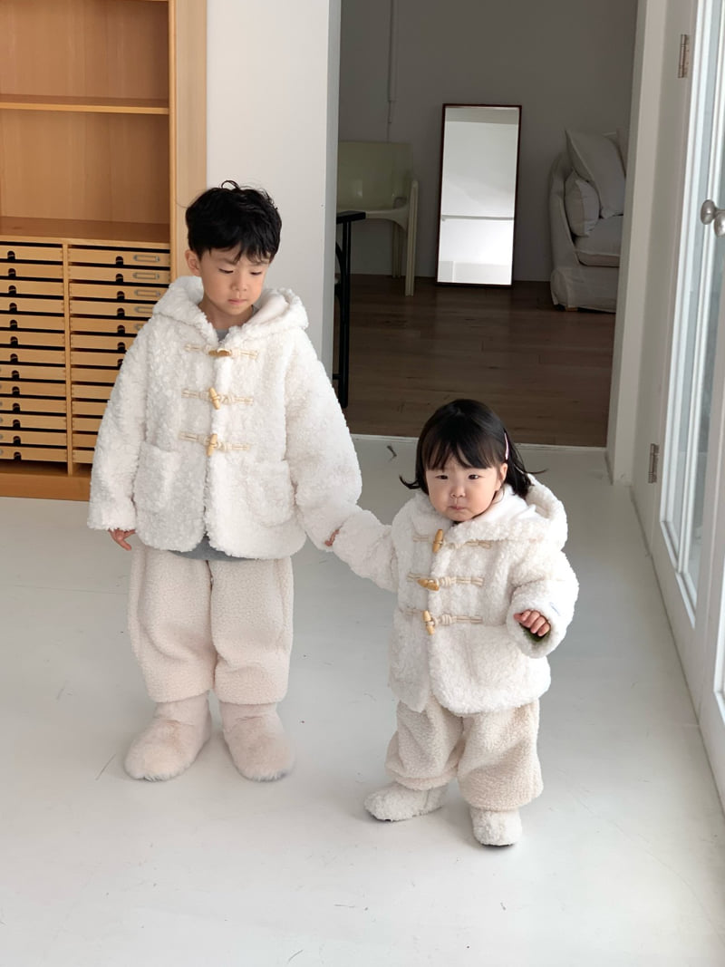 Bailey - Korean Children Fashion - #magicofchildhood - Fluffy Coat - 3