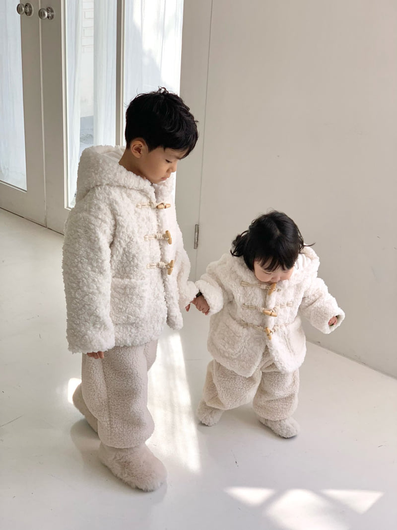 Bailey - Korean Children Fashion - #magicofchildhood - Fluffy Coat - 4
