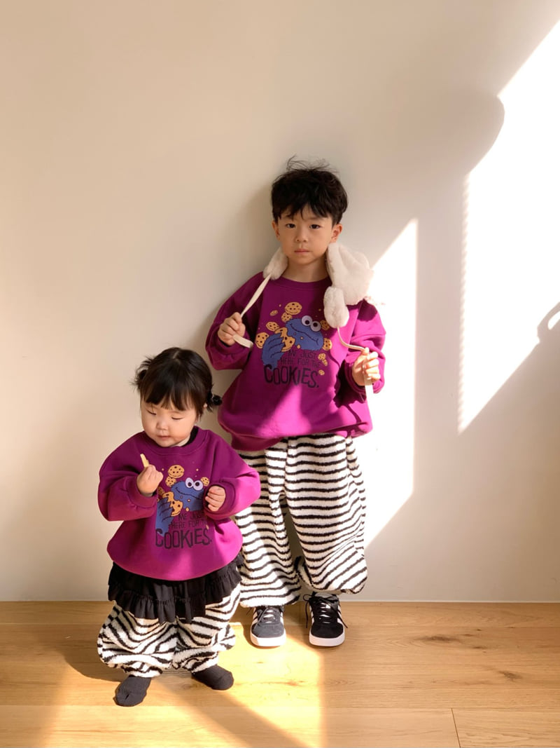 Bailey - Korean Children Fashion - #prettylittlegirls - Fuzzy Stripe Pants - 6
