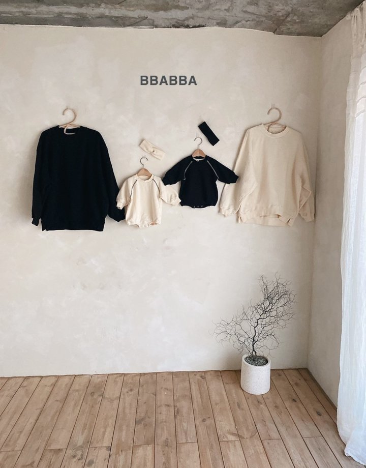 Bbabba - Korean Baby Fashion - #babyoninstagram - Fleece Black Cream Suit (with Twisted Hairband) - 2