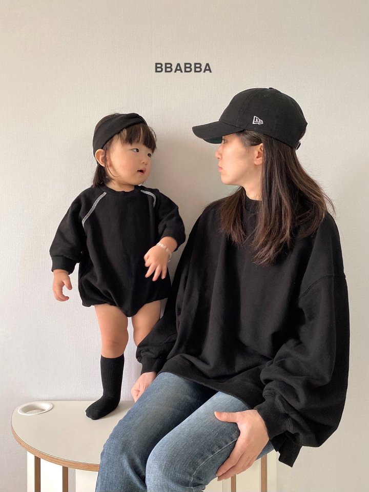 Bbabba - Korean Women Fashion - #shopsmall - Fleece Black Cream Sweatshirt (Mom) - 3