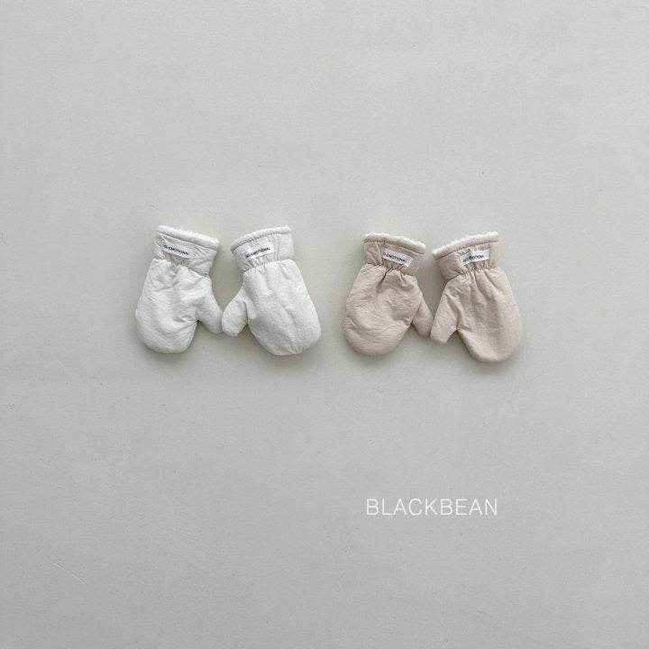 Baba Padding Gloves by Black Bean for Child - view 2