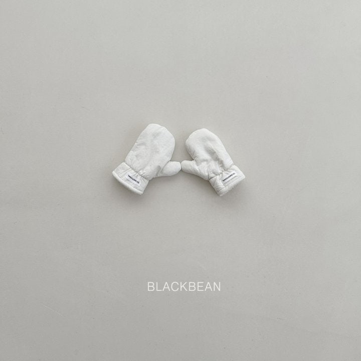 Baba Padding Gloves by Black Bean for Child - view 11