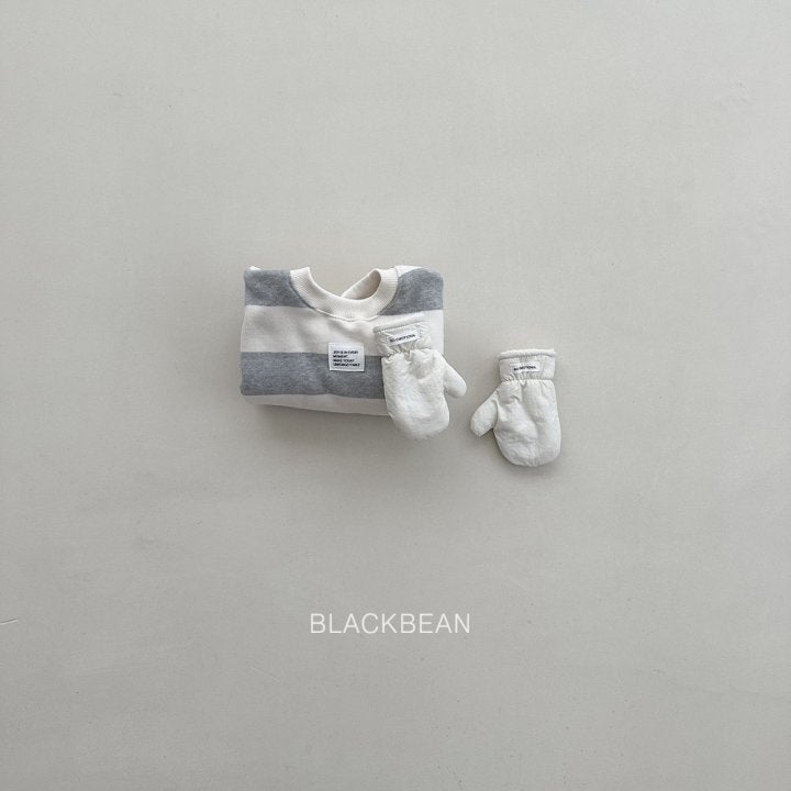 Baba Padding Gloves by Black Bean for Child - view 4