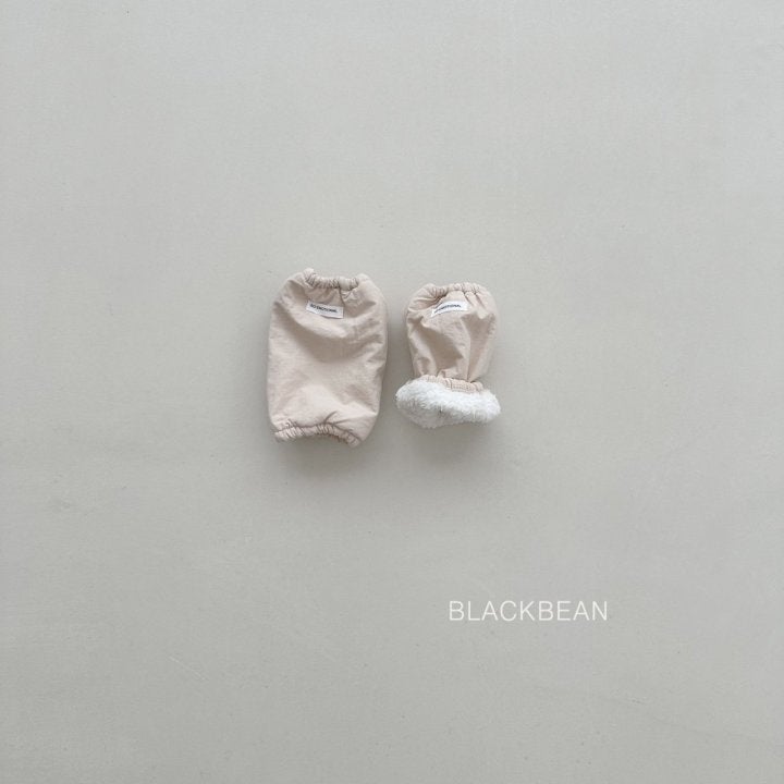 Black Bean - Korean Children Fashion - #magicofchildhood - Baba Padding Arm Warmers - 4