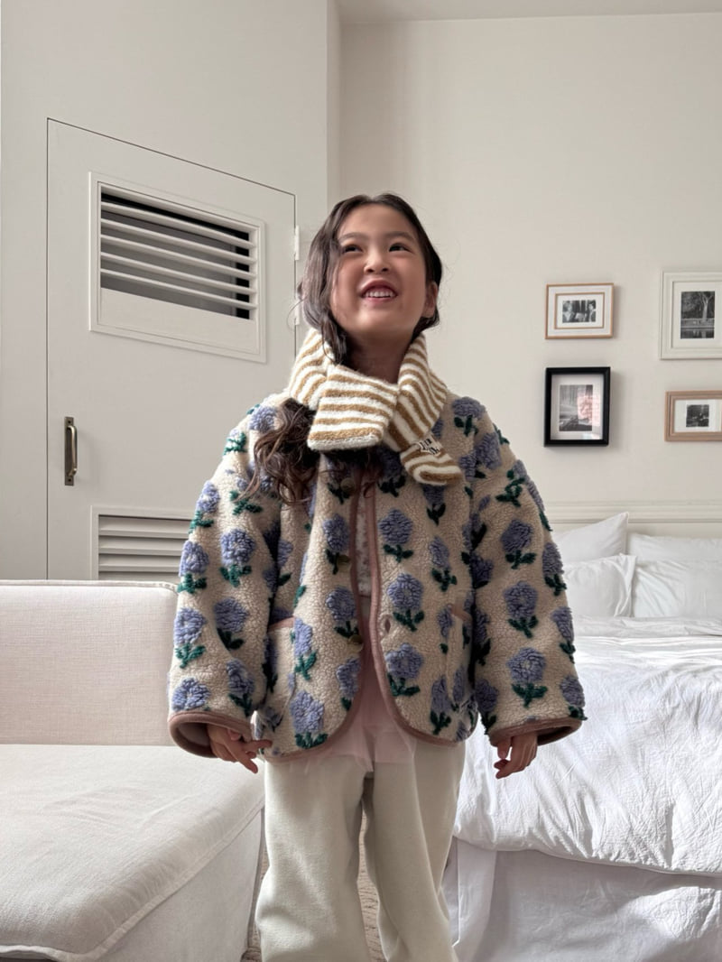 Bon Bon Butik - Korean Children Fashion - #prettylittlegirls - Boucle Muffler - 3